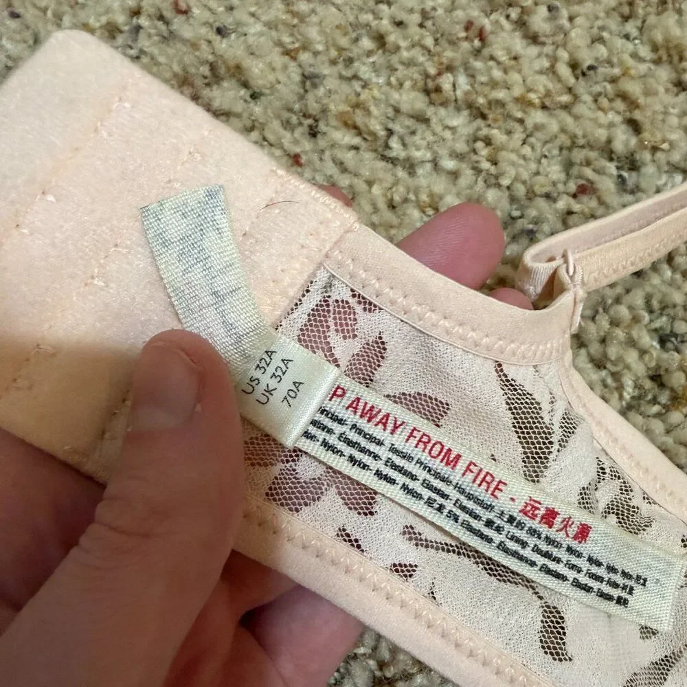 Intimately Free People 32A Sheer Floral Underwire Bra Mesh Lace Floral Pink